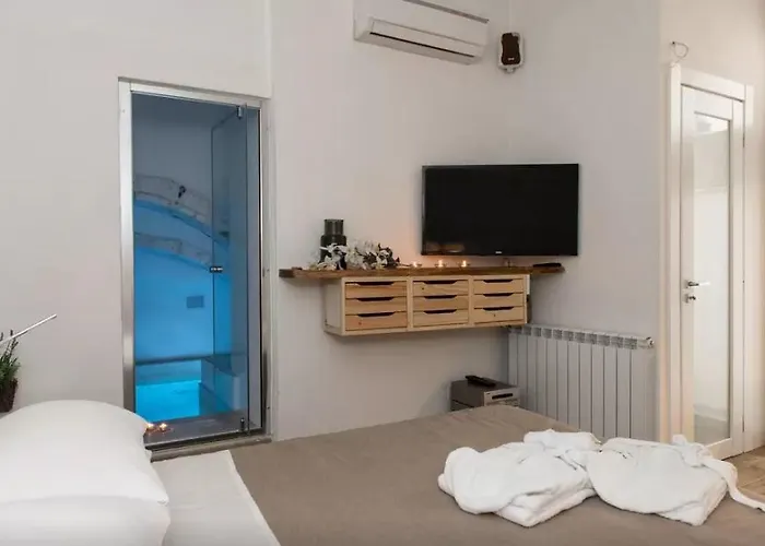 Viagiusti 51 公寓 奥斯图尼